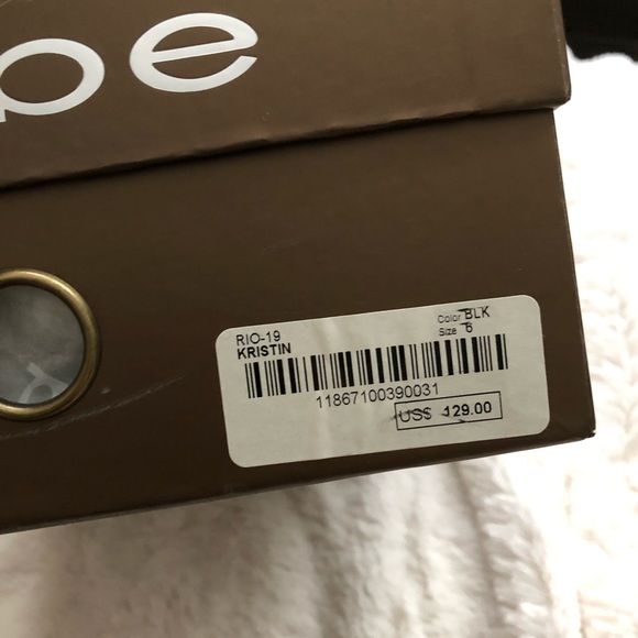 Black Bebe Kristen Booties size 6 - Picture 6 of 8